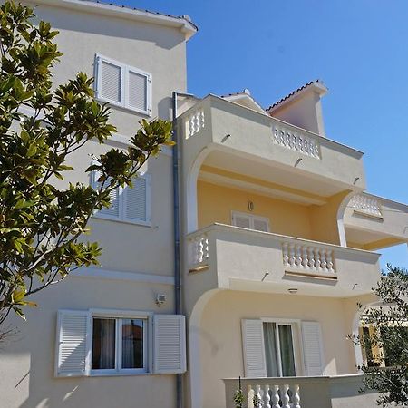 Apartments Sandra Sukošan 外观 照片