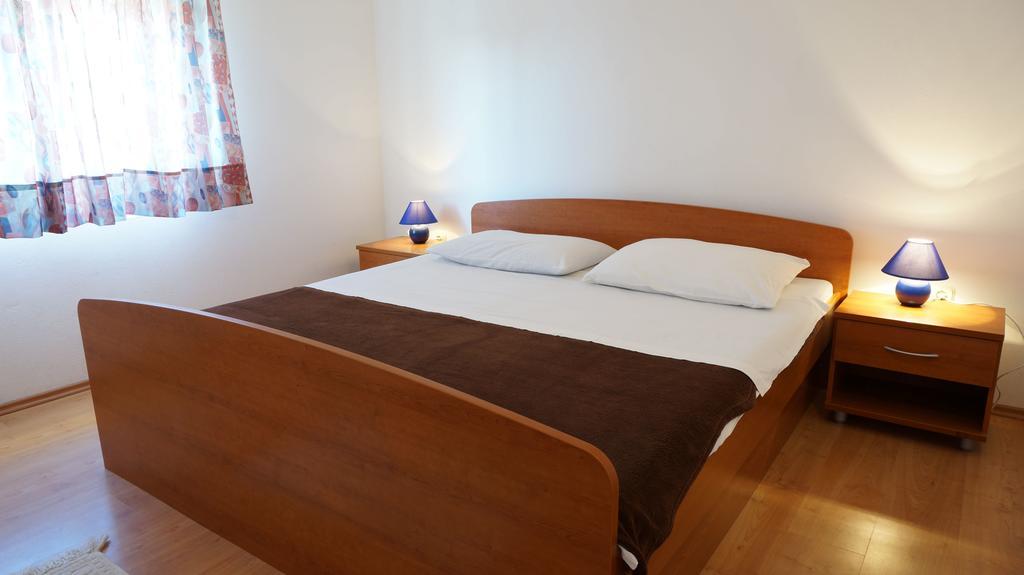 Apartments Sandra Sukošan 客房 照片