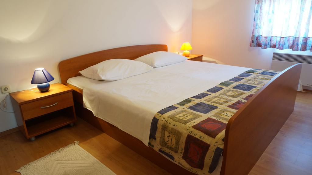 Apartments Sandra Sukošan 客房 照片